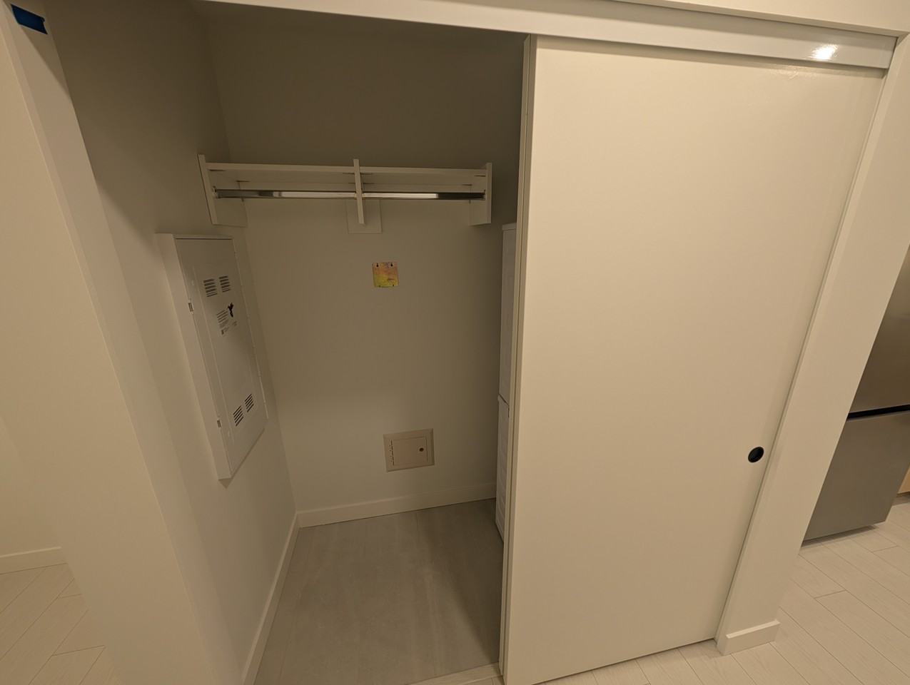 10463 139 Street #002 - Photo 3 of 14