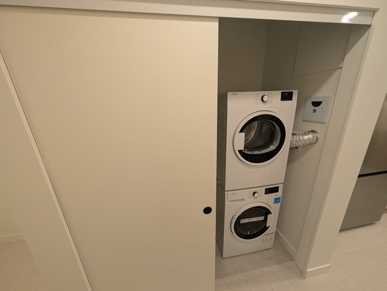 10463 139 Street #002 - Photo 4 of 14