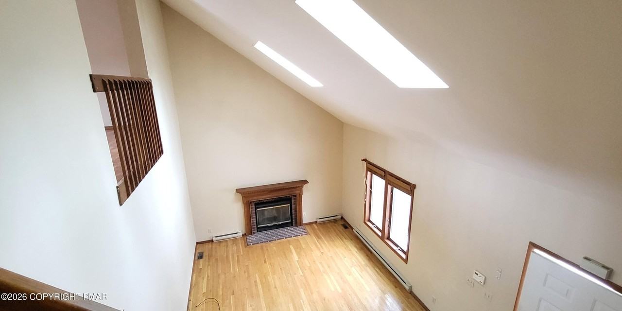 6116 Braintree Ct - Photo 6 of 50