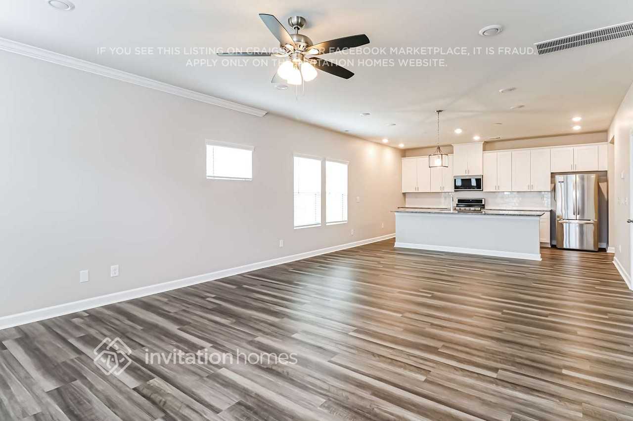 516 Nixon Rd - Photo 5 of 16