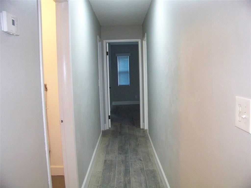 11210 Nw 39th St - Photo 6 of 16