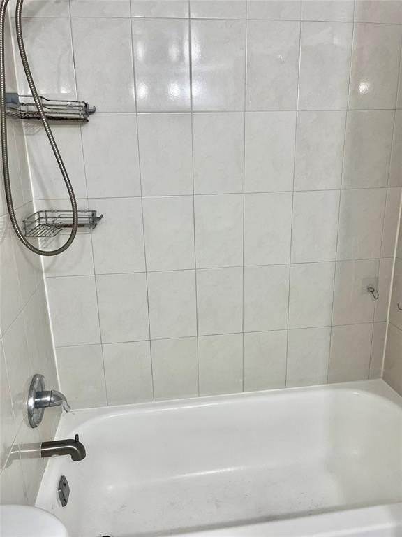 4394 Nw 9th Ave #21-2A - Photo 7 of 18