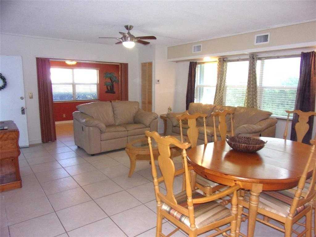 3204 Colony Club Rd #1 - Photo 5 of 12