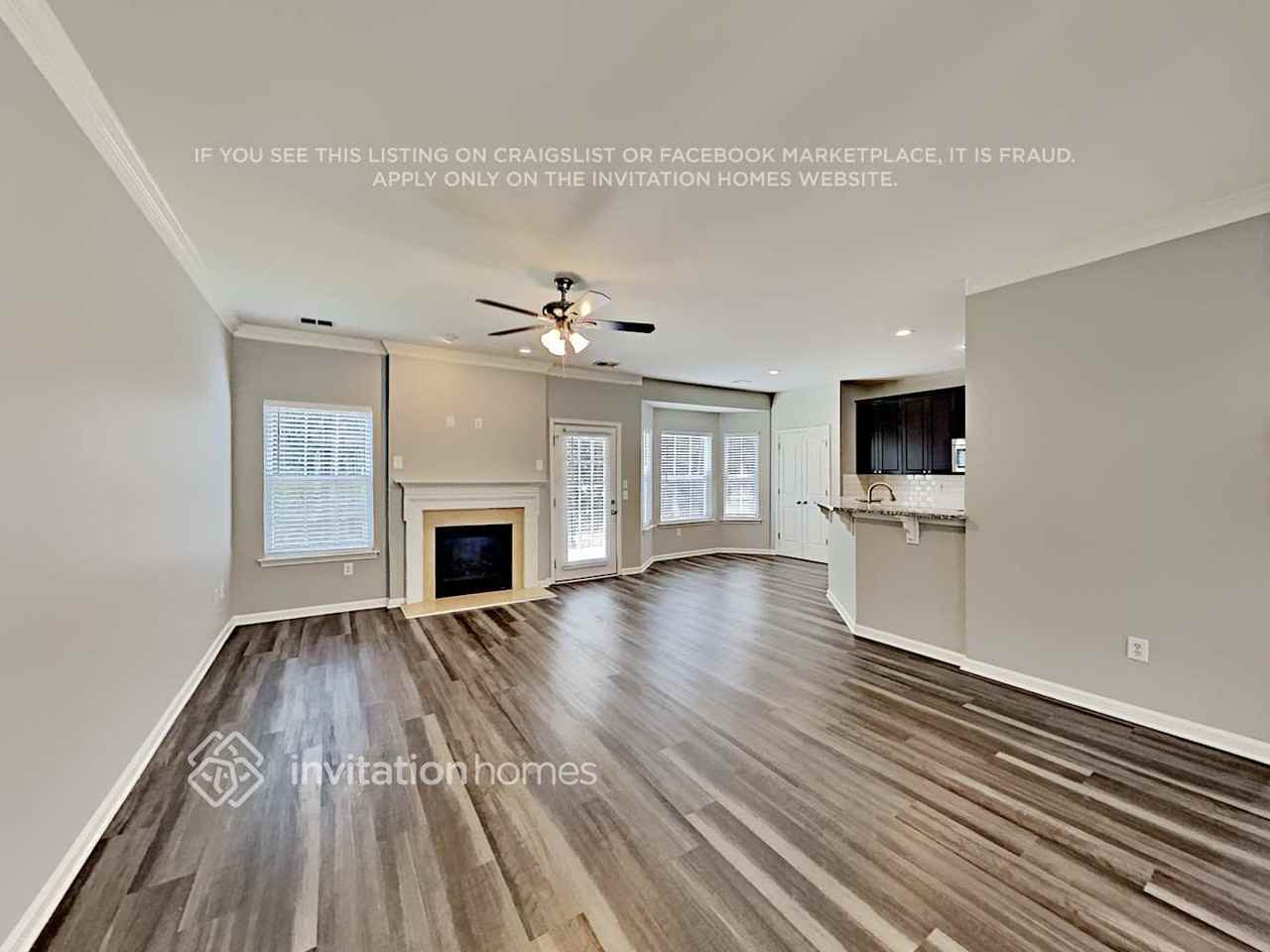 14643 Eastgrove Dr - Photo 4 of 23