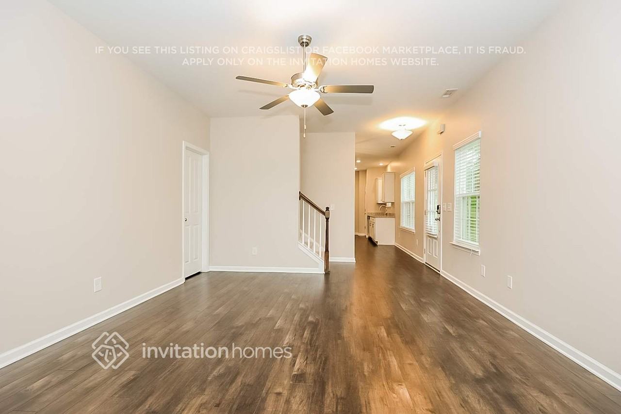 201 Kinsale Dr - Photo 6 of 18