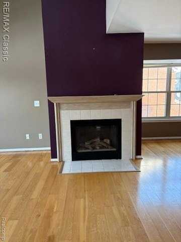 29294 Glen Oaks Blvd W - Photo 5 of 13