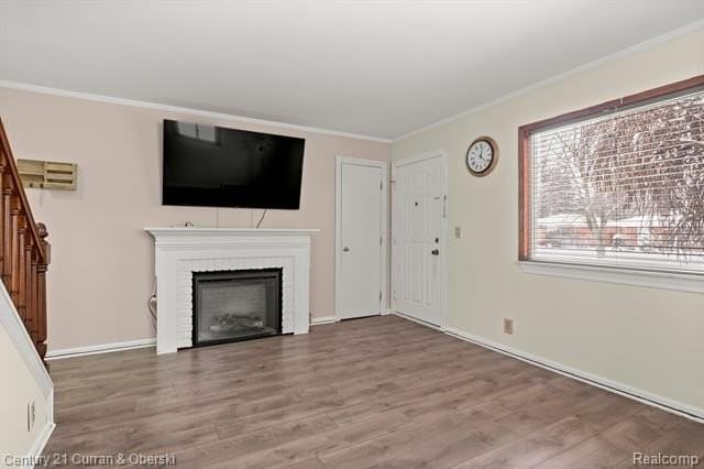 8054 Robindale Ave - Photo 6 of 37