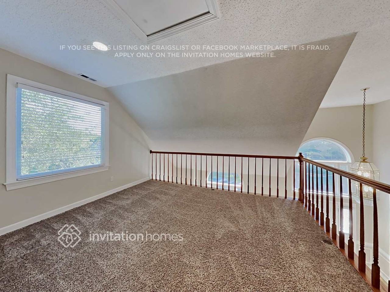 8905 Bridgepath Trl - Photo 4 of 12