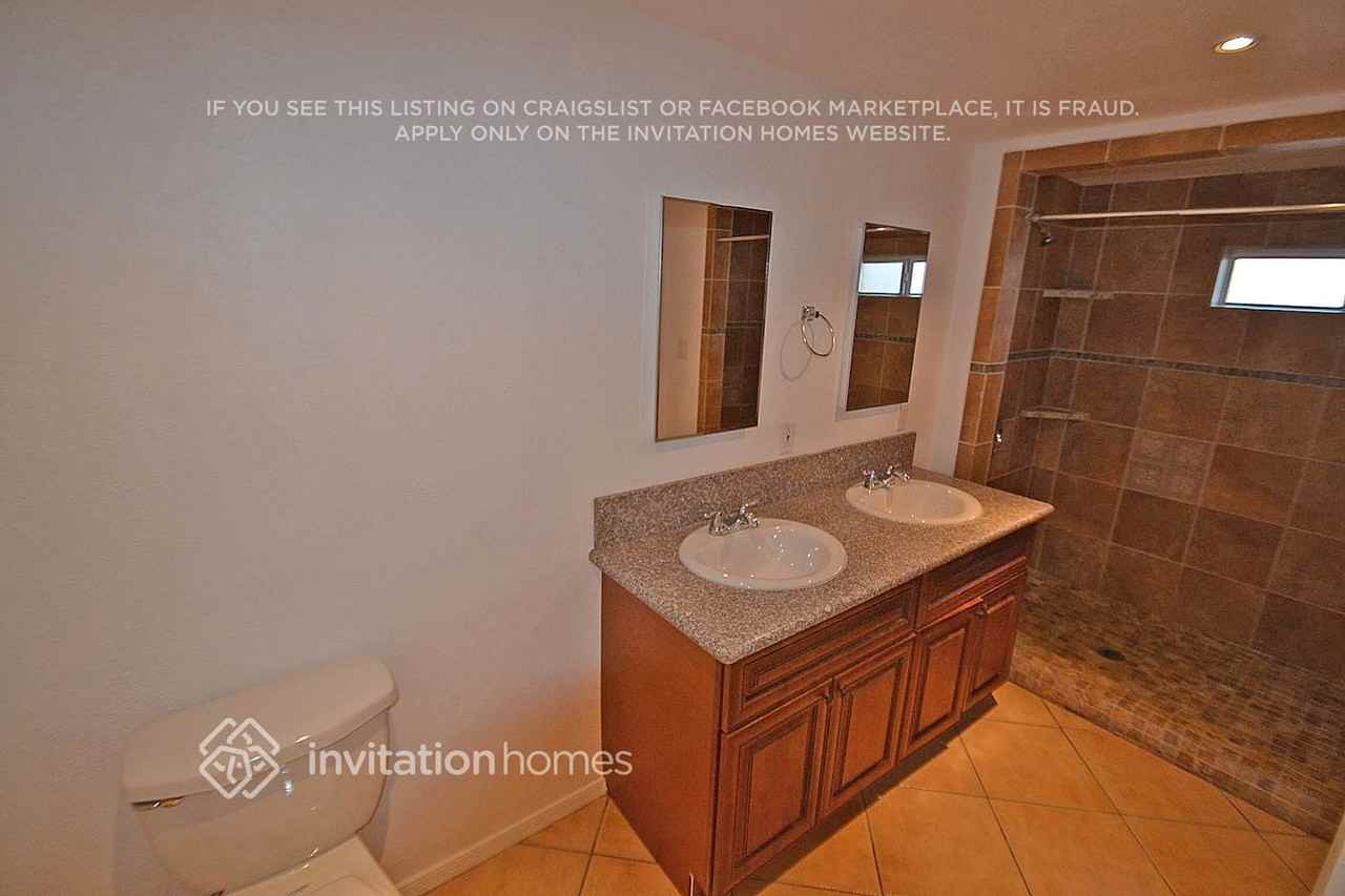 3536 N 63rd Dr - Photo 6 of 9