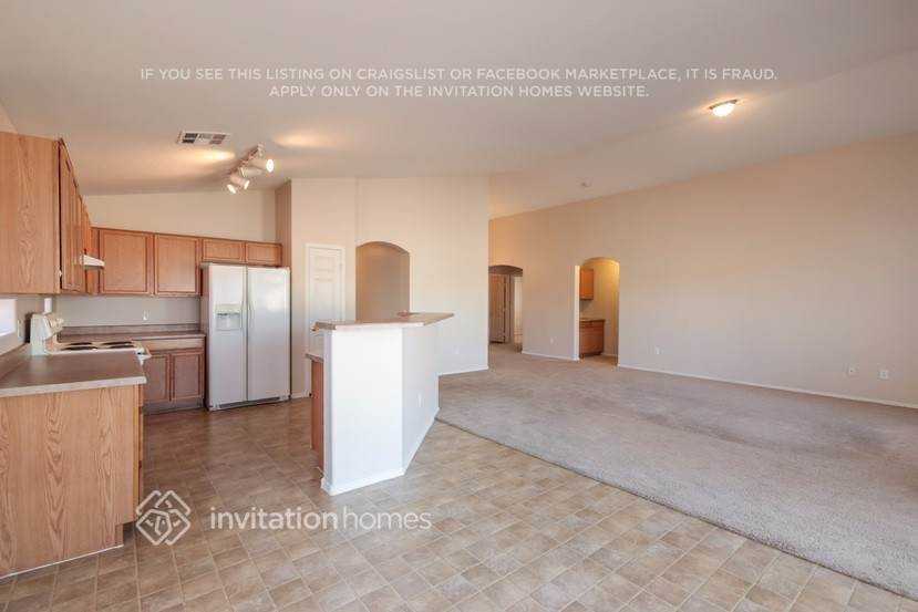 11174 W Chase Dr - Photo 6 of 27