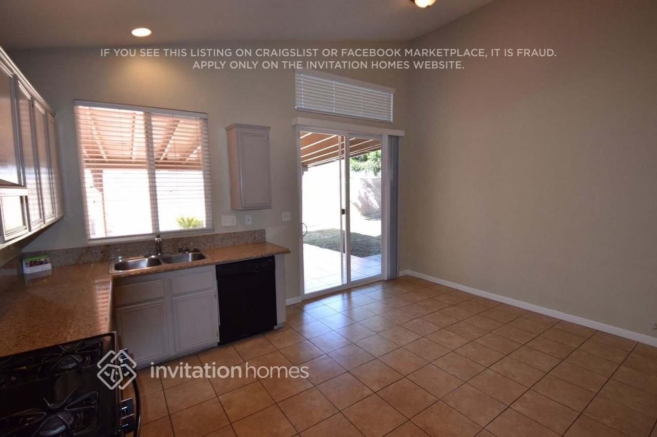 12037 Reichling Ln - Photo 5 of 13