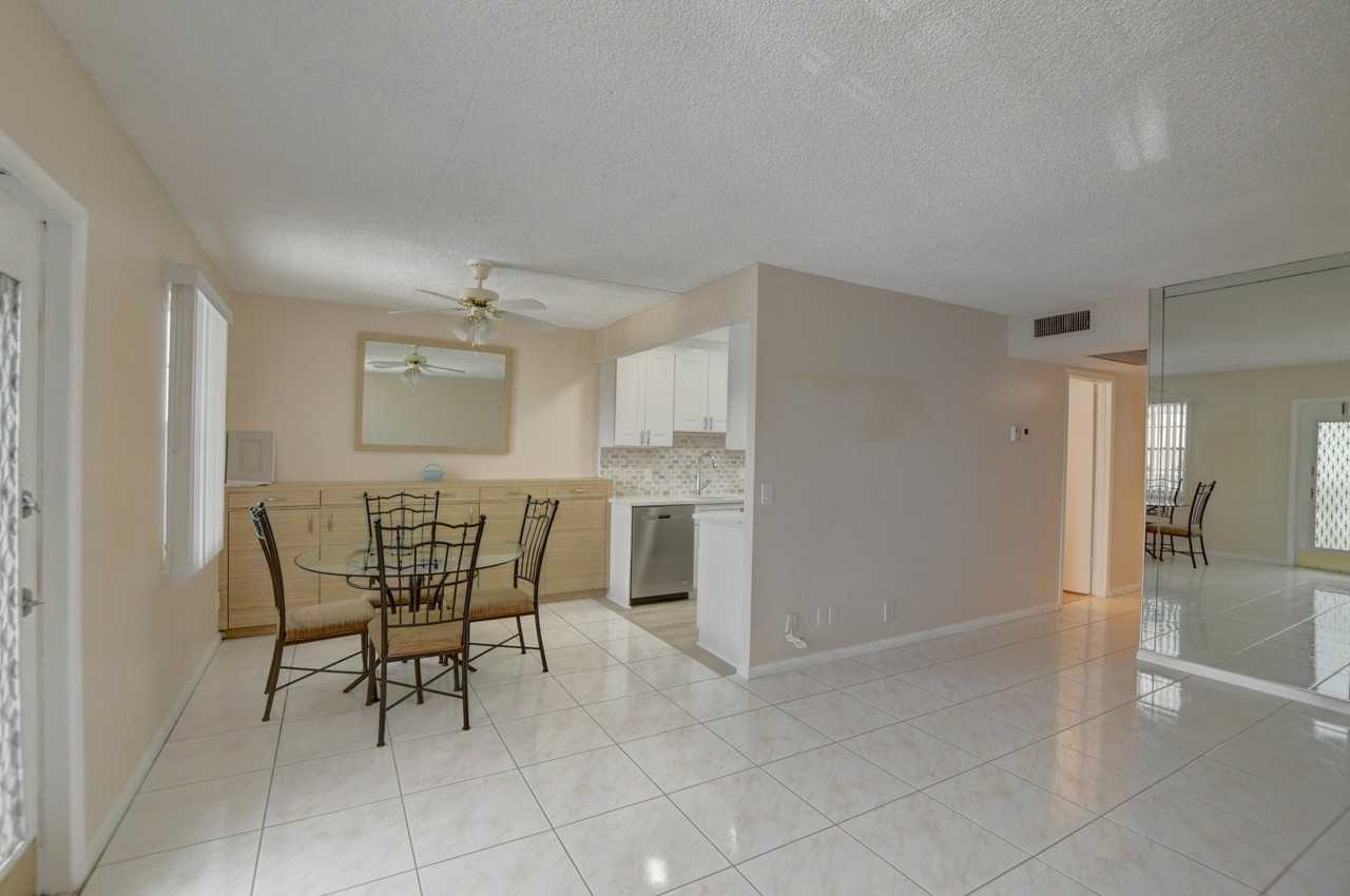 3060 Exeter D - Photo 6 of 49