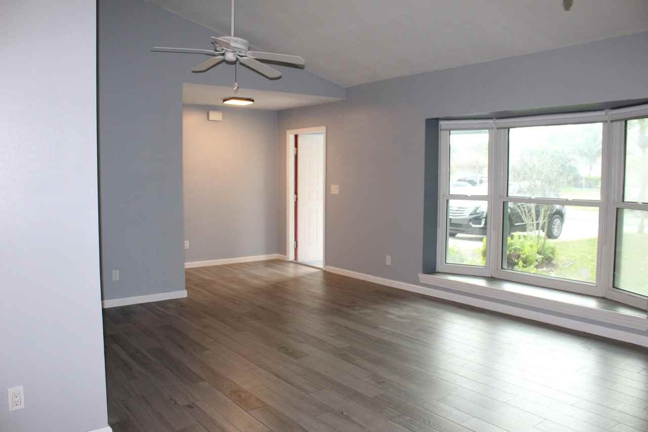 13656 Jonquil Pl - Photo 5 of 17