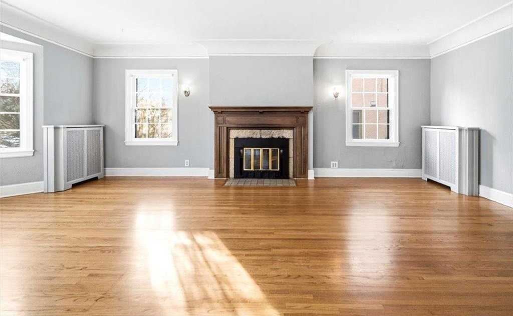 3540 Irving Ave S #1 - Photo 7 of 50