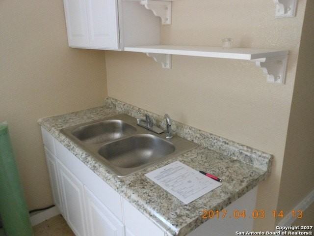 427 LIVELY DR unit: Garage Apartment - Photo 4 of 8