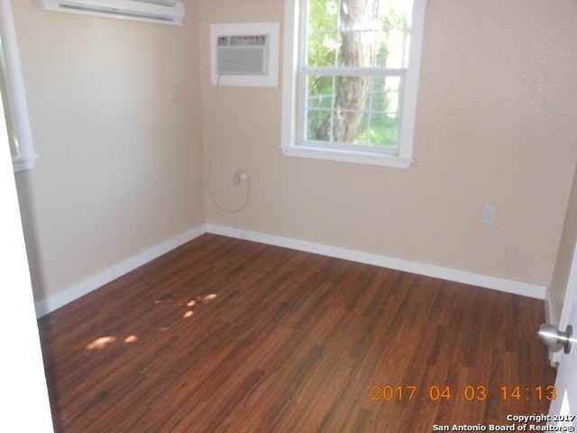 427 LIVELY DR unit: Garage Apartment - Photo 6 of 8