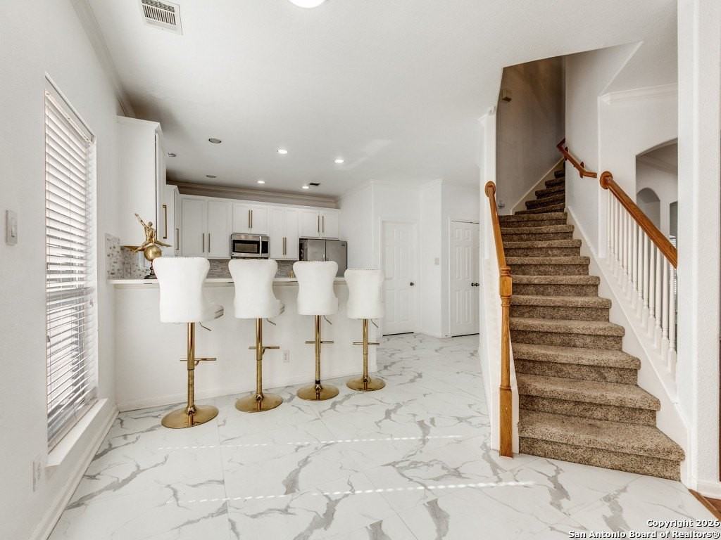 8514 Espanola Dr - Photo 6 of 25