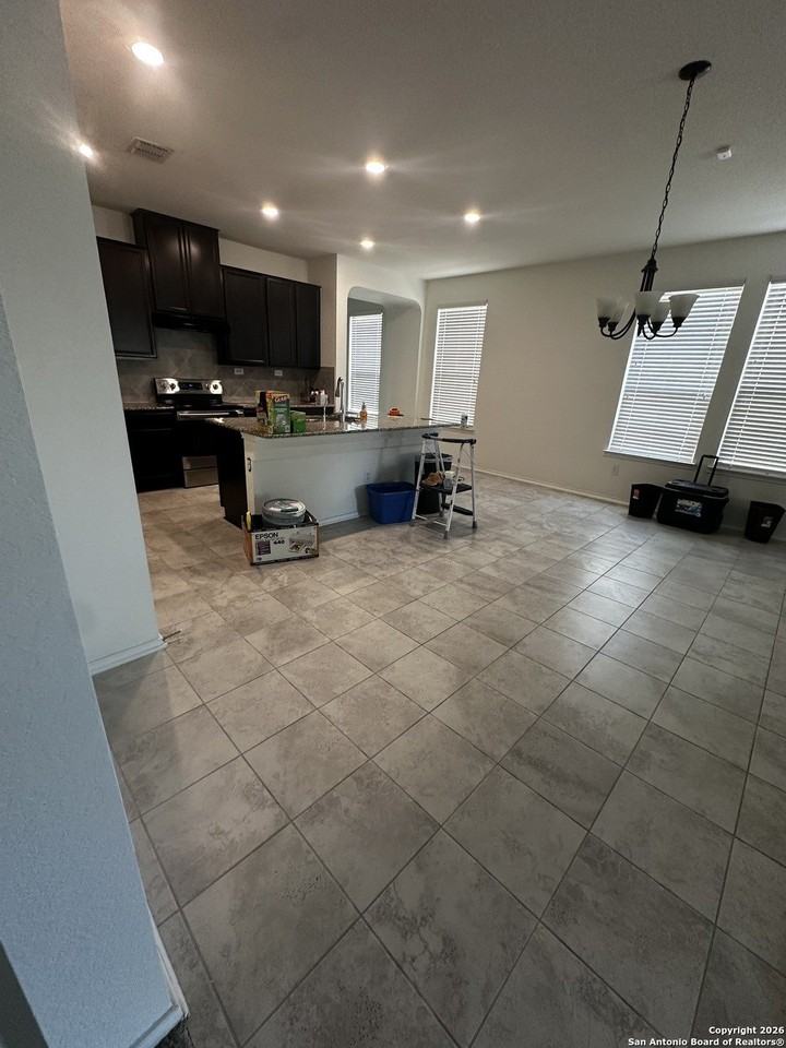 3115 Mission Bell - Photo 4 of 19