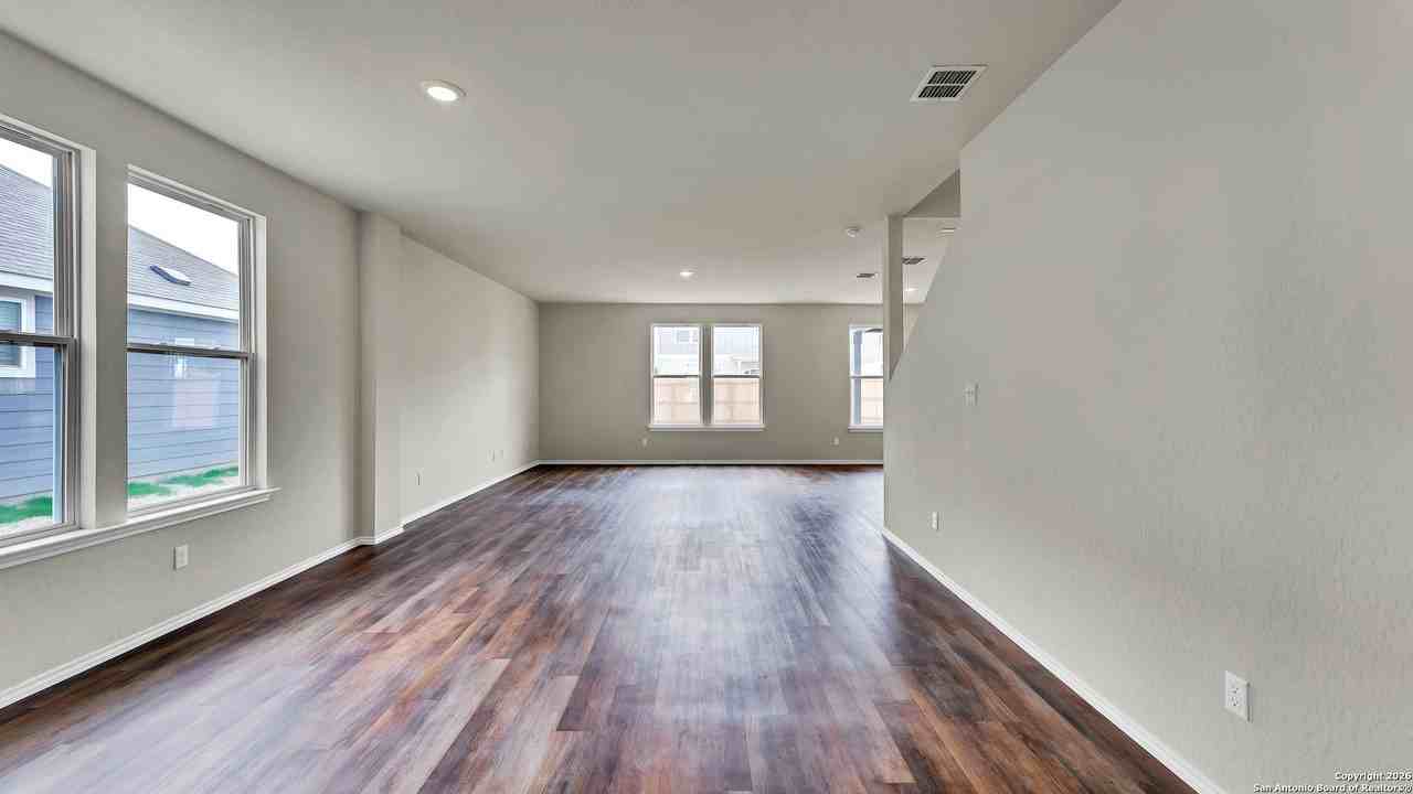 812 Beacon Hts - Photo 5 of 27