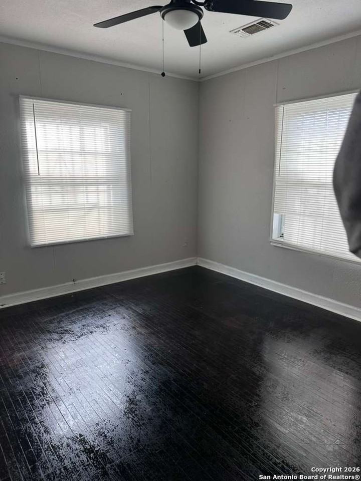 5134 Hillburn Dr - Photo 7 of 13