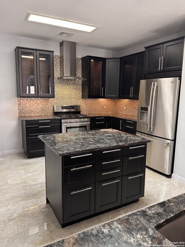 3836 Laurel Ridge Dr - Photo 4 of 40