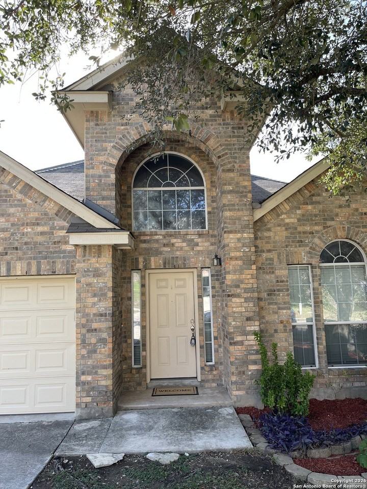 702 Lorimor Ct - Photo 3 of 4