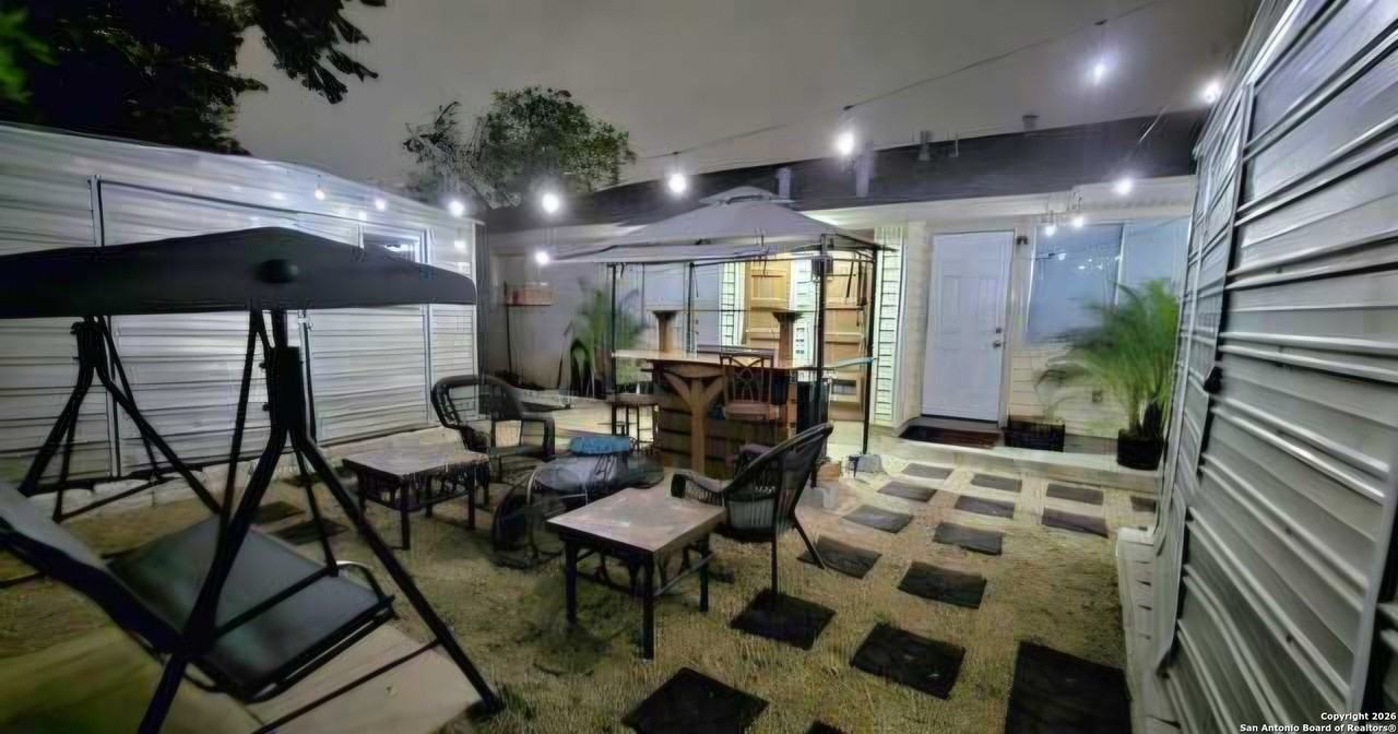 820 Durr Rd - Photo 2 of 47