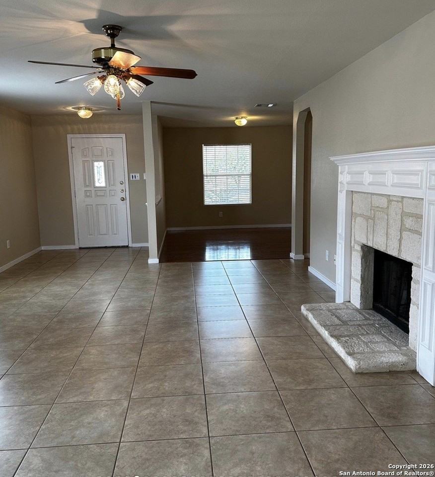 20722 Blue Trinity - Photo 5 of 26