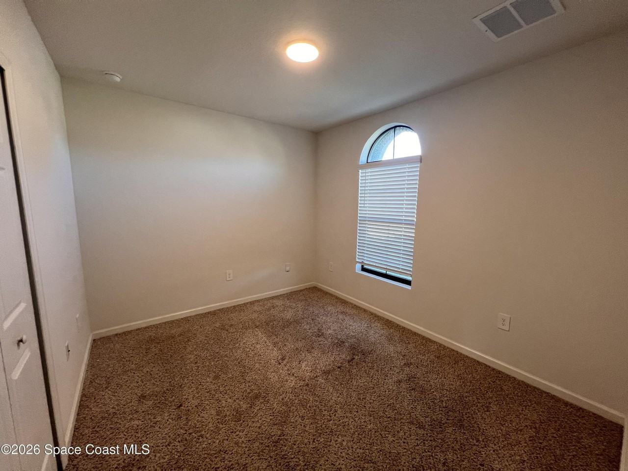 4186 Broomsedge Cir - Photo 4 of 26