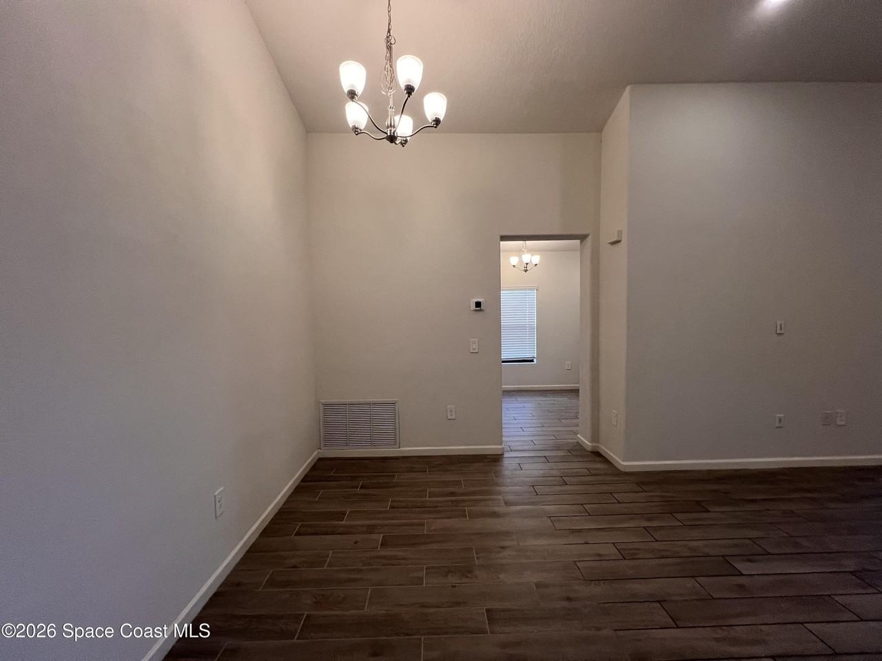 4186 Broomsedge Cir - Photo 6 of 26