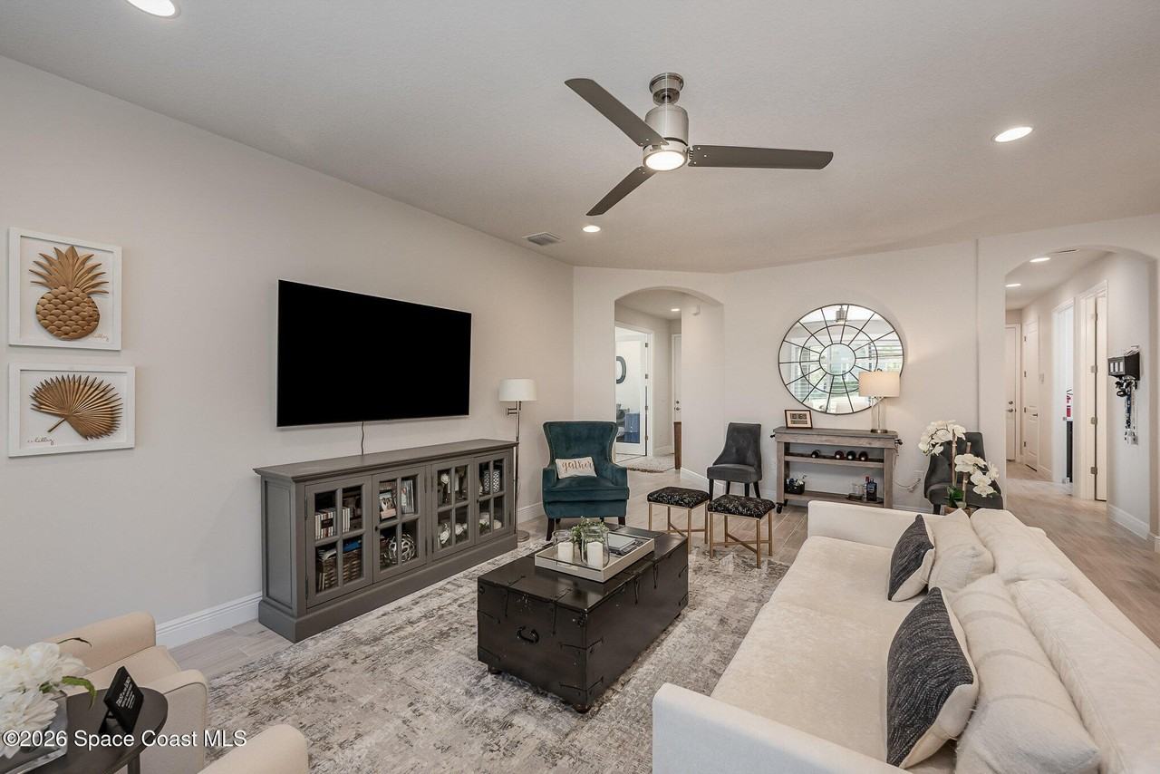 2706 Addison Dr - Photo 5 of 39