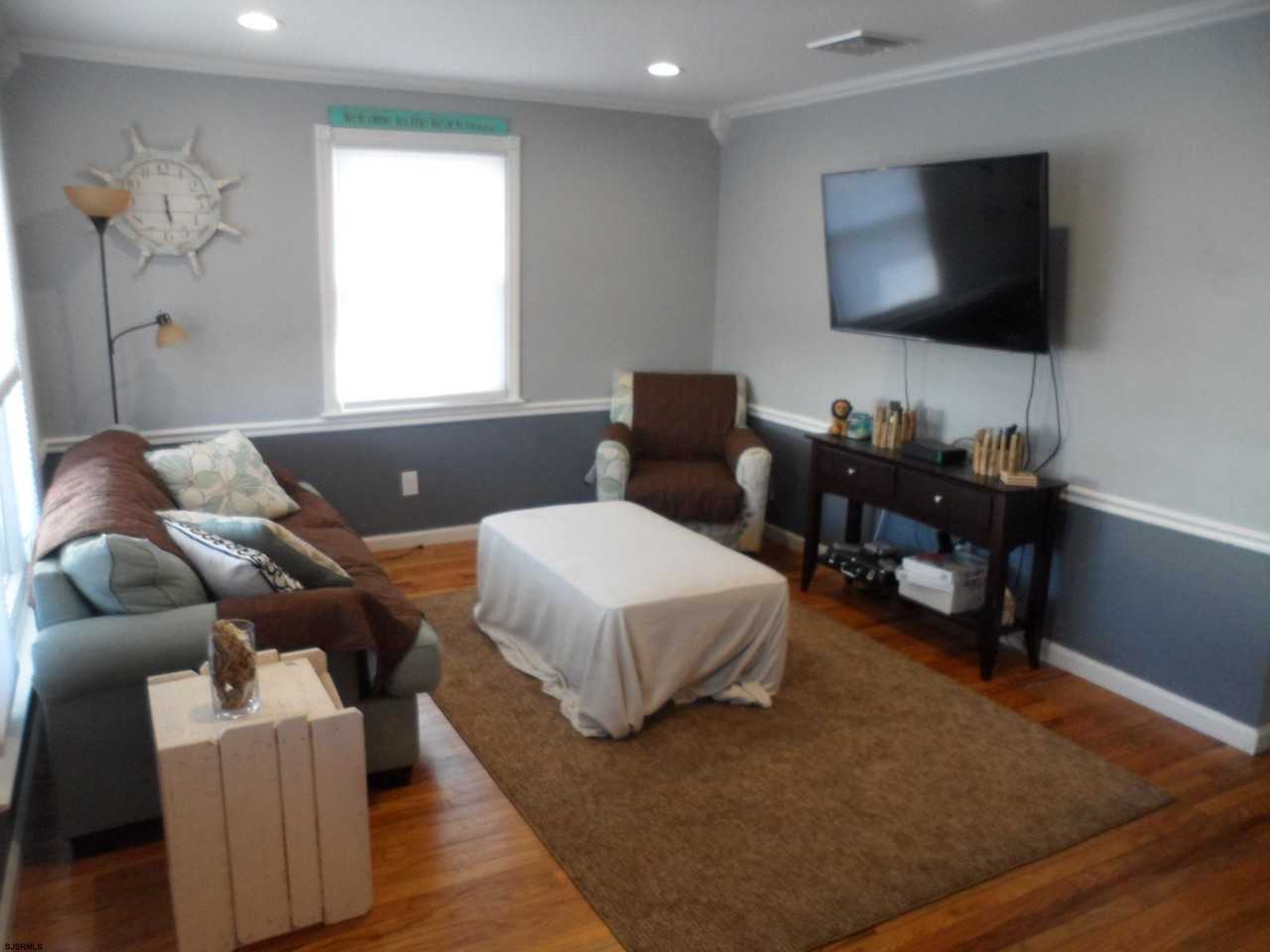 218 N Haverford Ave - Photo 2 of 15