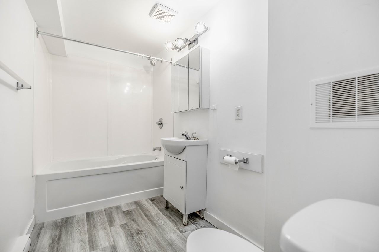 661 McMillan Avenue #4 - Photo 7 of 12