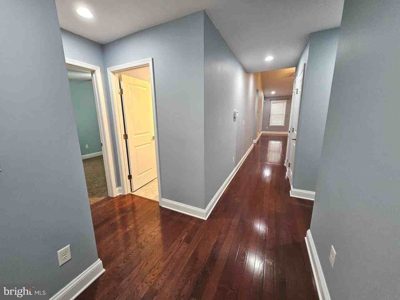 5 Harcourt Dr - Photo 6 of 37