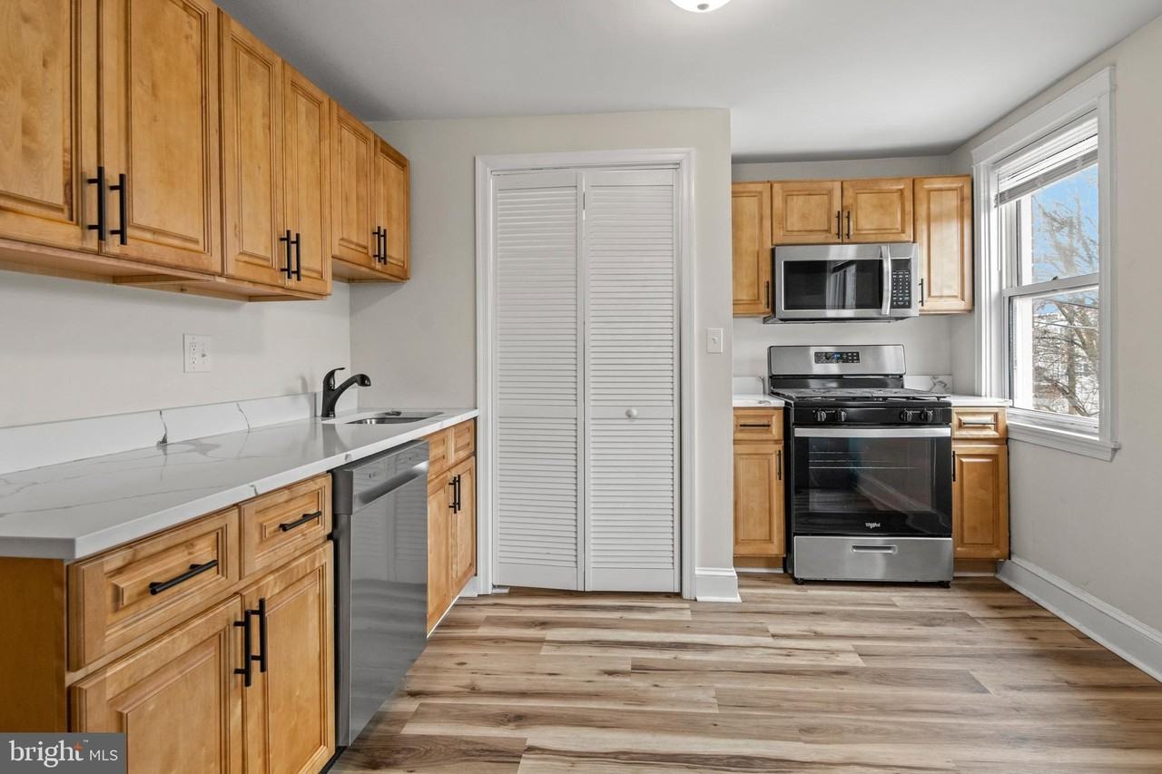 308 Elrino St - Photo 3 of 18