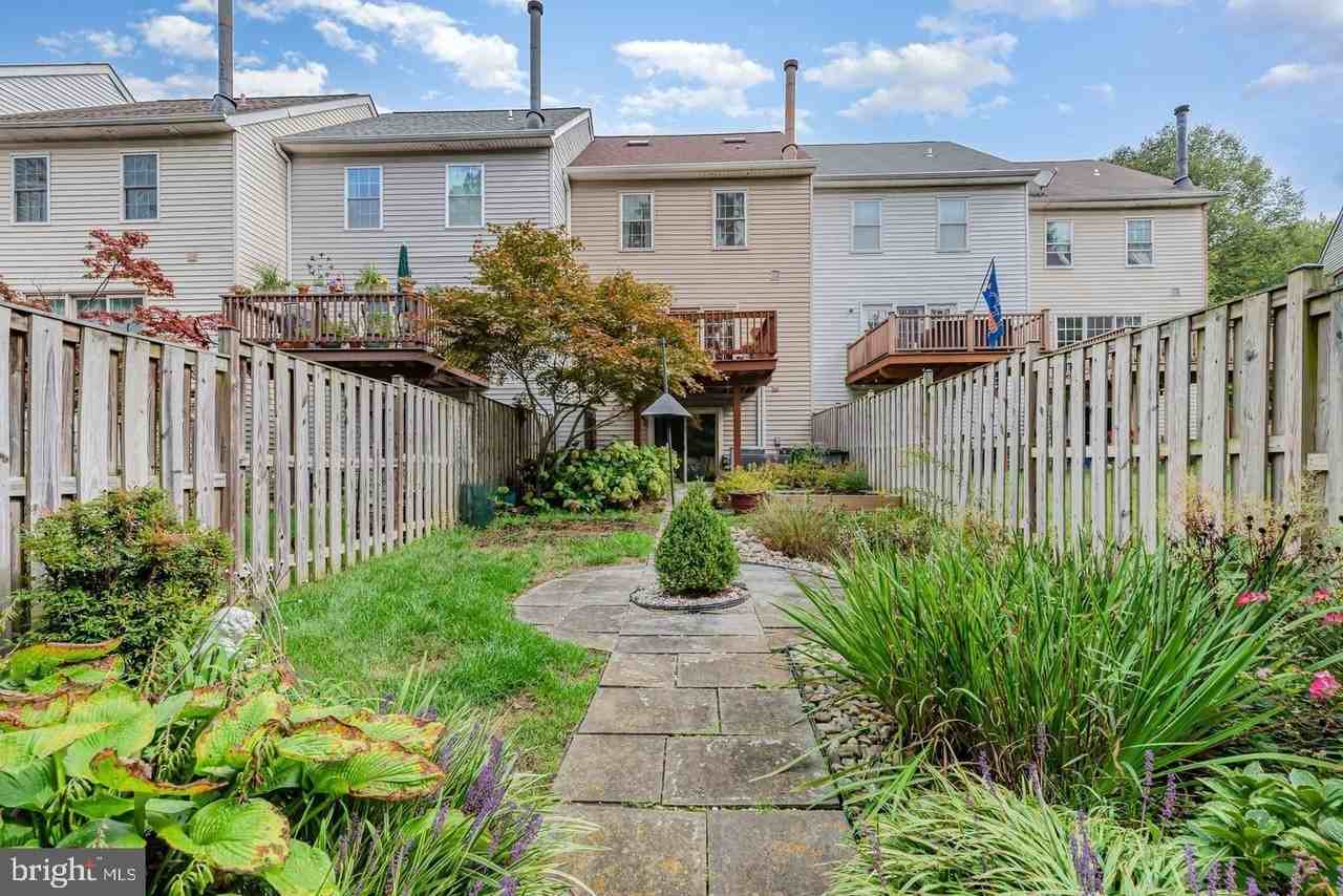 3954 Forest Valley Rd - Photo 3 of 29