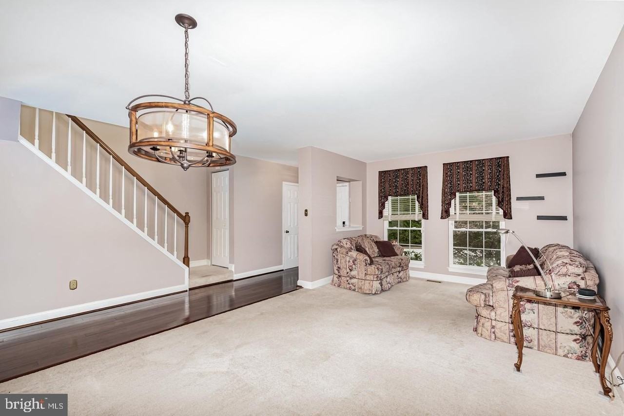 3954 Forest Valley Rd - Photo 7 of 29