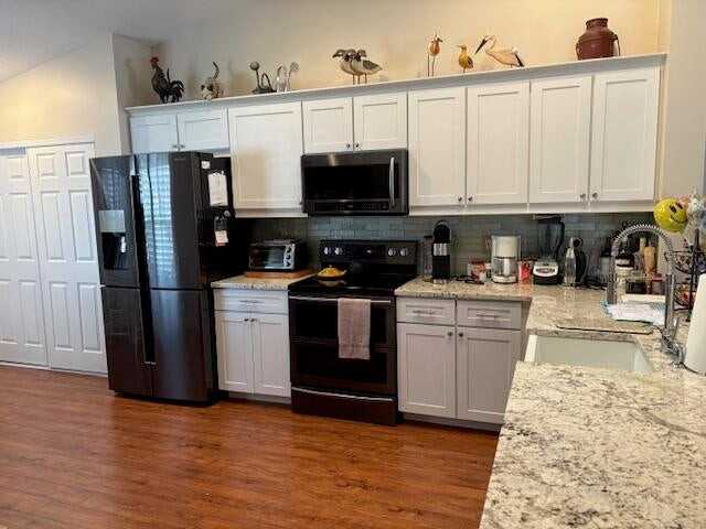 5582 Royal Lake Cir - Photo 5 of 26