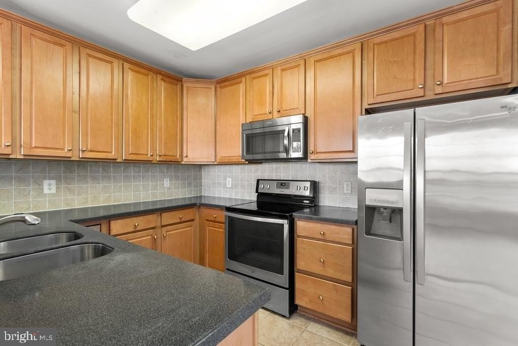 803 Reserve Champion Dr Apt 203 #203 - Photo 3 of 28