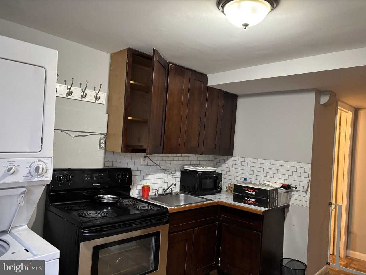 1404 Morningside Dr - Photo 5 of 12