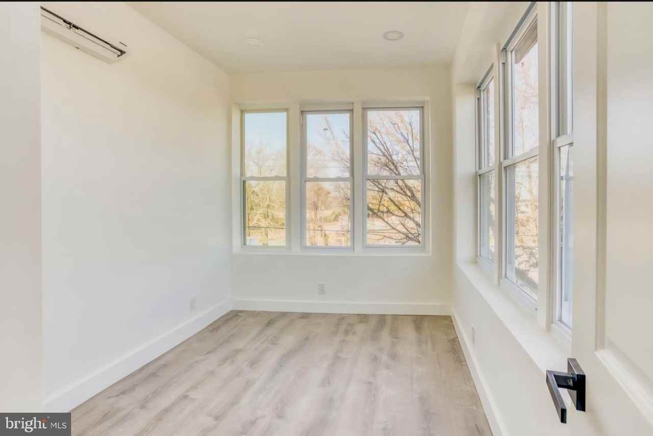 30 Haddon Ave Apt 16 #16 - Photo 4 of 7