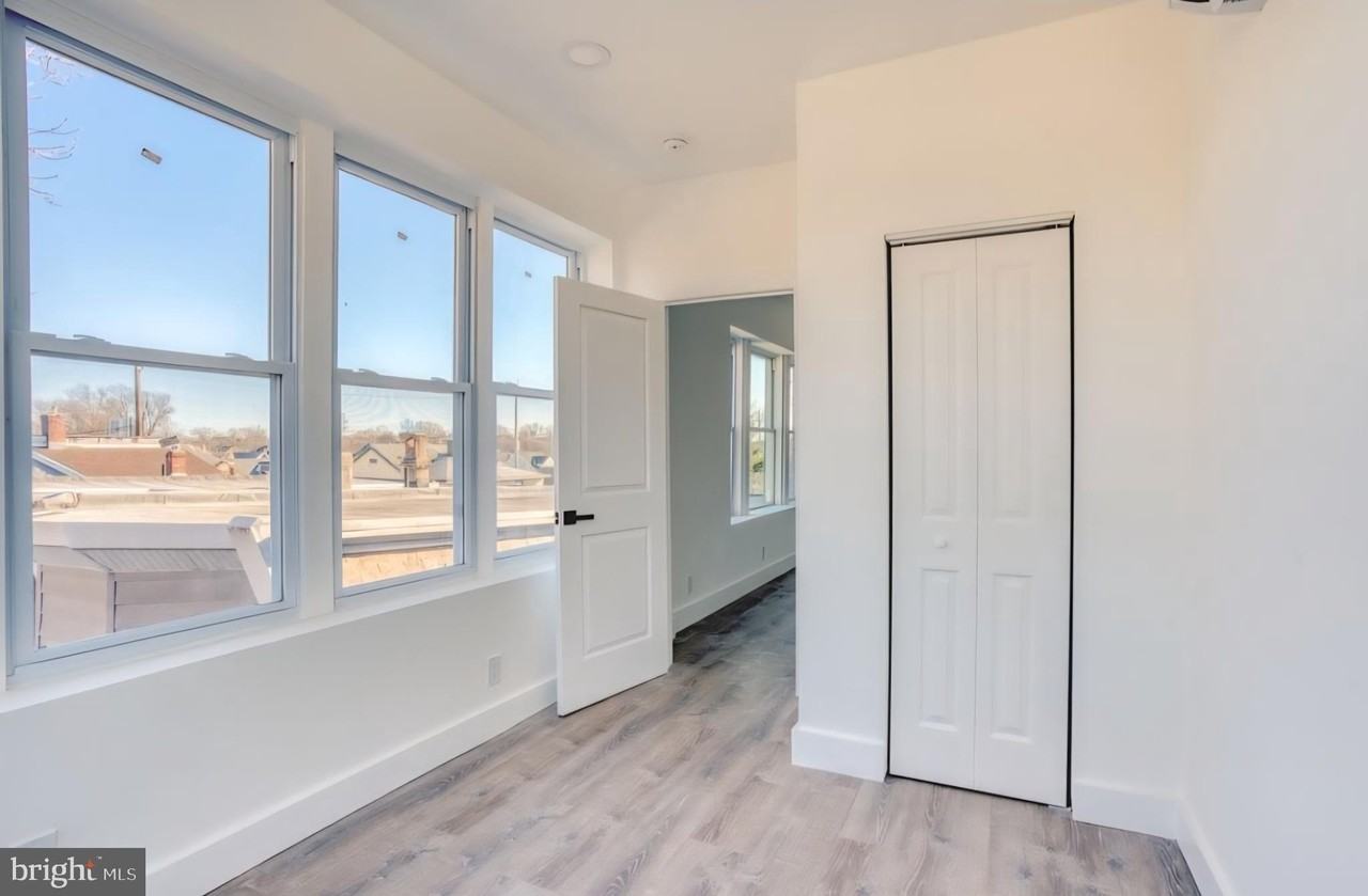 30 Haddon Ave Apt 16 #16 - Photo 5 of 7