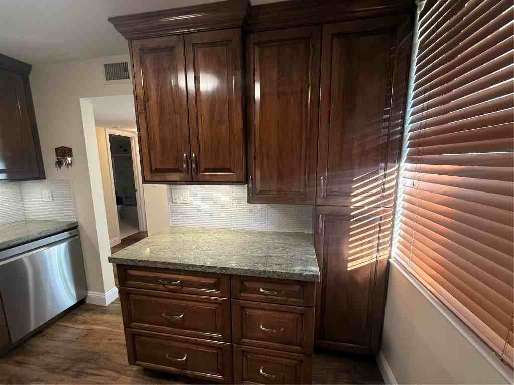 2660 Carambola Cir N - Photo 7 of 33