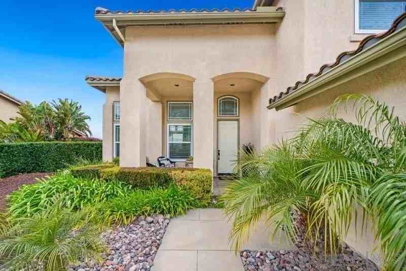 16998 Obsidian Dr - Photo 4 of 50