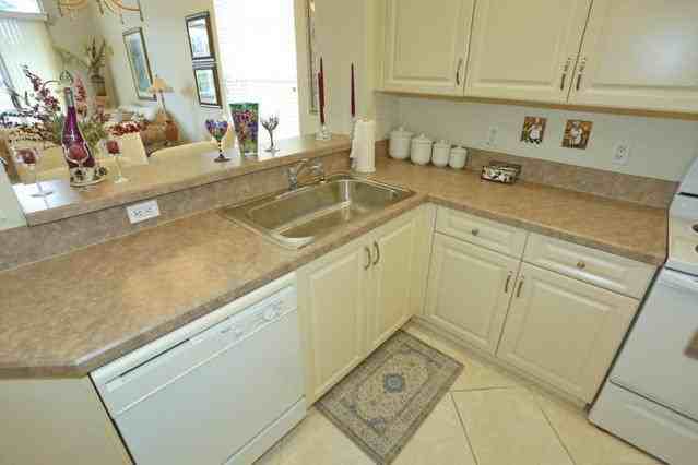 7240 Cataluna Cir - Photo 6 of 32