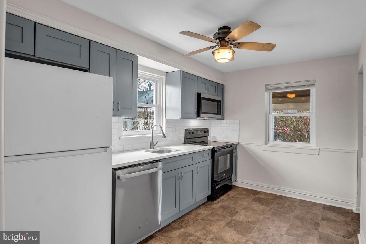 5141 Sunset Dr - Photo 6 of 34