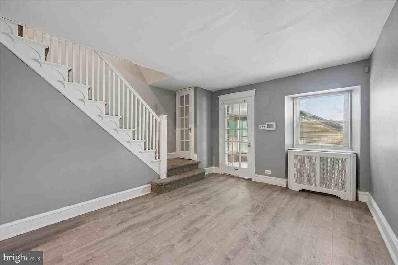 445 Millbank Rd - Photo 5 of 15