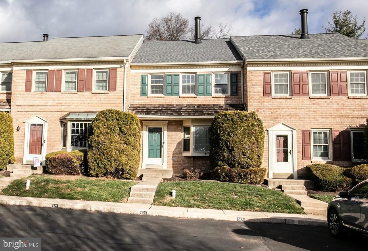 524 Hancock Ct - Photo 4 of 40