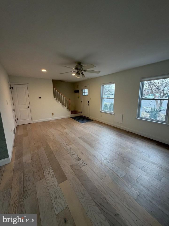 5 Churchill Cir - Photo 5 of 22