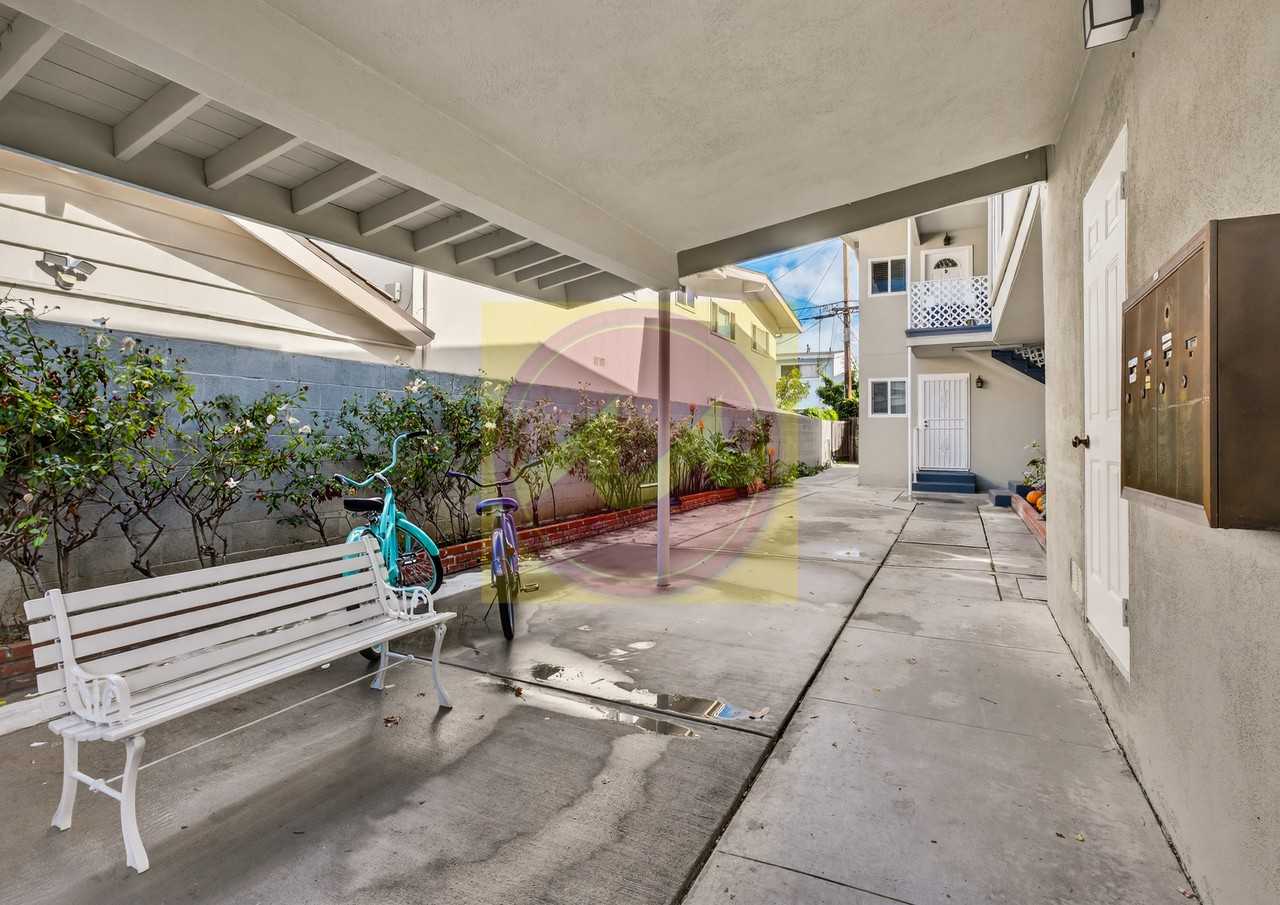 25218 Loytan Street #D - Photo 6 of 31